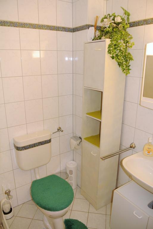 Haus Am Waldrand - Ferienwohnung Augustin Ґрафенау Екстер'єр фото